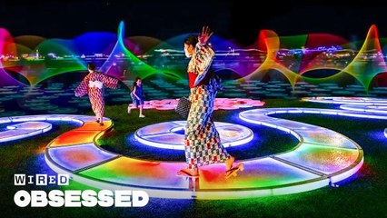 How This Woman Makes Mesmerizing Light Sculptures