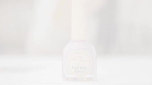 Tuto nail art Pantone en vidéo