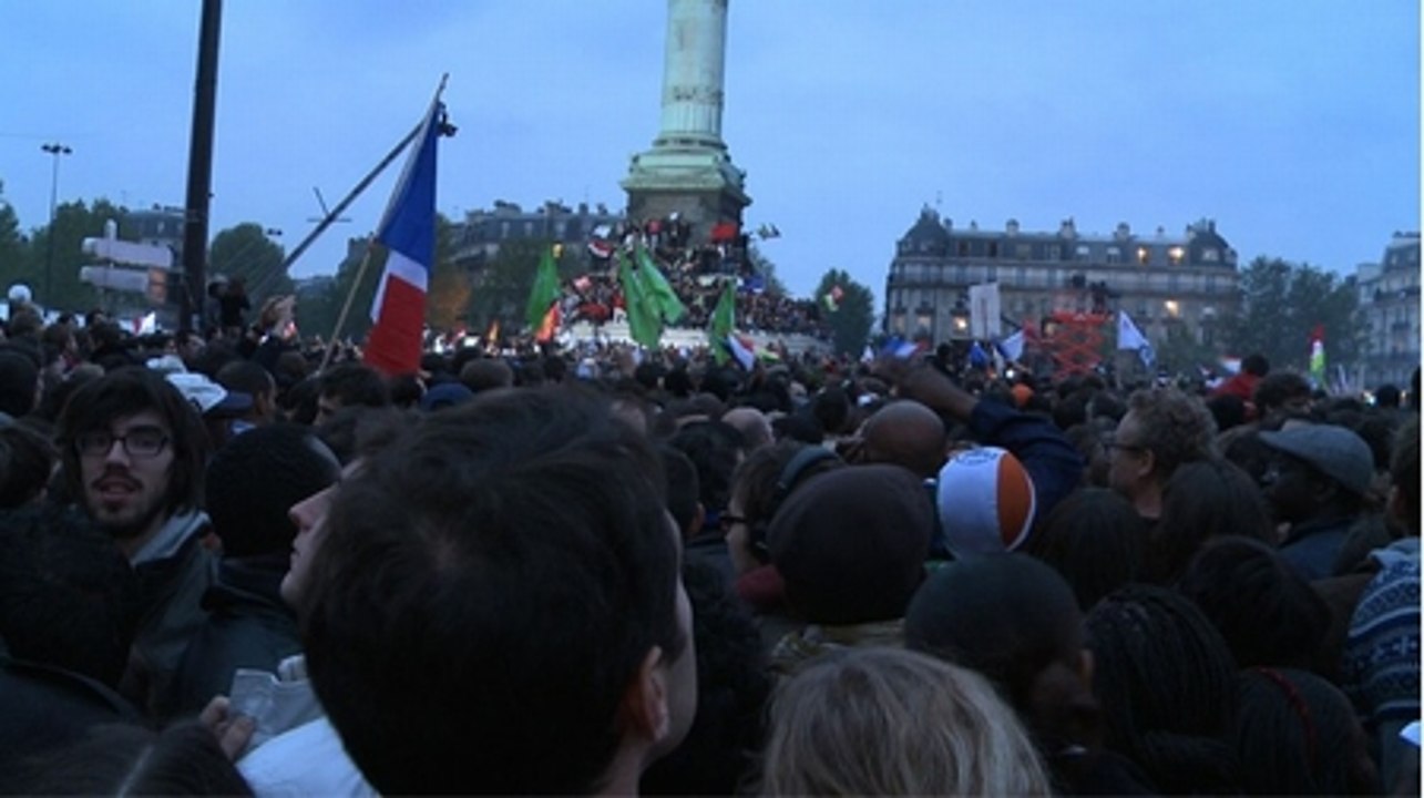 François Hollande : Place de la Bastille victoi...