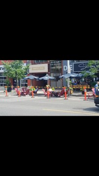 Here's What Ontario Bars & Restaurants Will Look Like This Summer Under The Reopening Plan