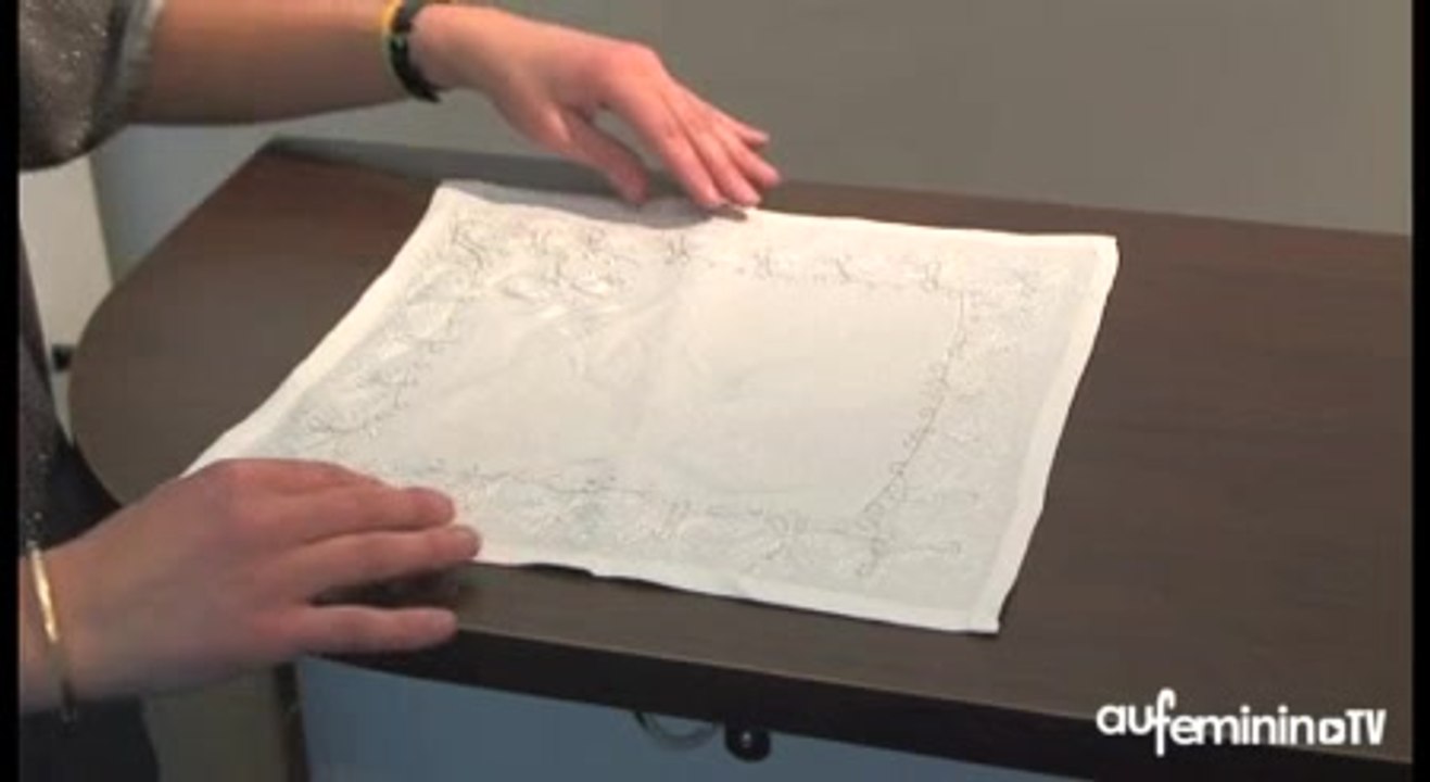 Pliage de serviette façon cravate : pas à pas pliage de serviette