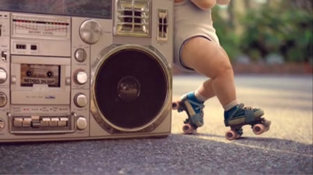 Pub Evian 2009 Les roller babies d'Evian Vidéo Dailymotion