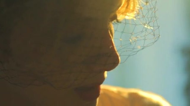 Découvrez en avant-première le clip du premier single de Mélanie Laurent En t'attendant