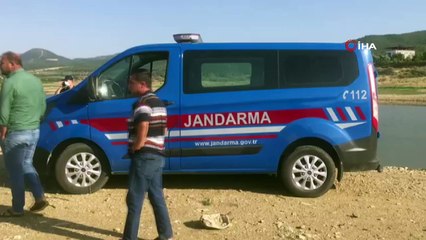 Serinlemek için girdiği baraj gölünden çıkamadı