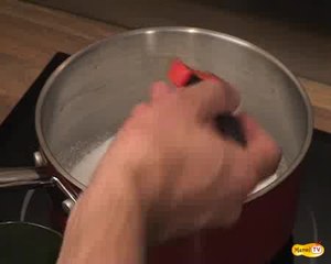 Nougatine : technique en vidéo pour réussir sa nougatine