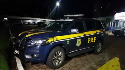 Скачать видео: Fiorino furtada em 2019 é recuperada pela PRF após abordagem na BR-277, em Cascavel