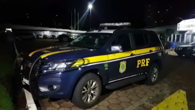 Fiorino furtada em 2019 é recuperada pela PRF após abordagem na BR-277, em Cascavel