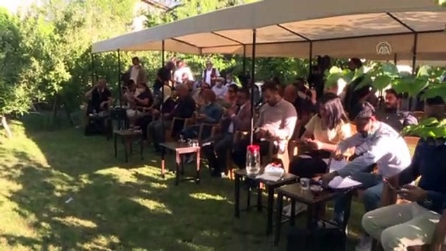 KONYA - Gelecek Partisi Genel Başkanı Davutoğlu Konya'da çiftçilerle buluştu
