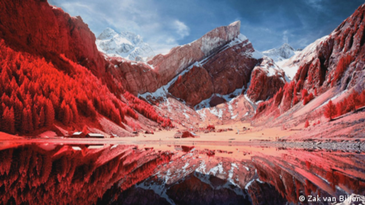Zak van Biljon: Die Schweizer Alpen in Pink und Rot