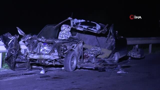 Son dakika haber... Eskişehir'de 4 araçlı zincirleme kaza: 1 ölü, 1 yaralı