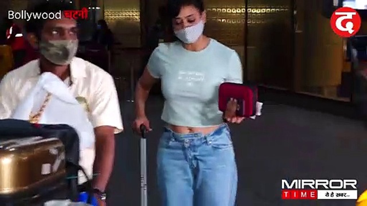 Shweta Tiwari Return Mumbai After KKK 11 Shoot | Bollywood Chatni