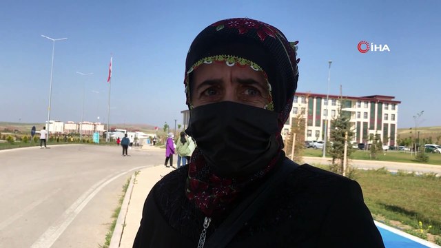 Kimlik kartı yerine ehliyetle sınava girmek isteyen öğrenci alınmadı