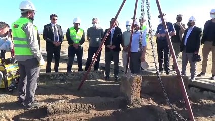 Ahlat Selçuklu Mezarlığı'ndaki 100 mezar taşı daha ayağa kaldırılacak
