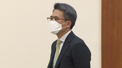 '54억 원 대출' 김기표 靑 반부패비서관 부동산 논란 / YTN