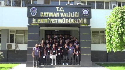 Emniyet müdürlüğünün projesiyle 23 öğrenci Çanakkale'ye uğurlandı