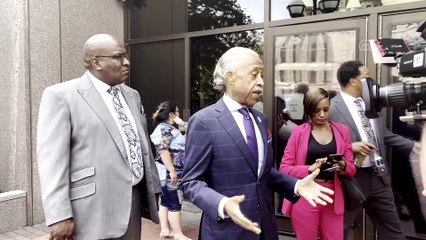 NEW YORK - ABD'de George Floyd'u öldürmekten suçlu bulunan Chauvin'e 22,5 yıl hapis cezası verildi