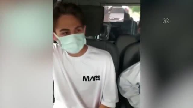 YKS'ye geç kalan adayların yardımına polis ekipleri koştu