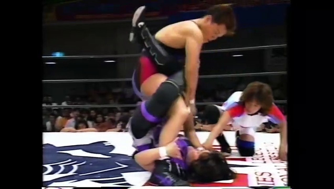 (8/29/92) Shinobu Kandori vs. Rumi Kazama