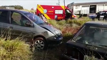 Forte colisão de trânsito é registrada no Loteamento Mantovani