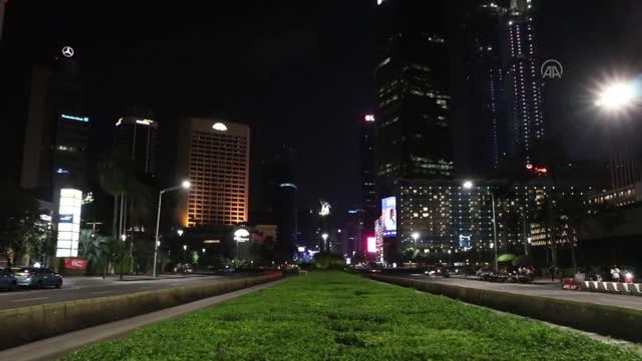 Endonezya'da Kovid-19 salgınında günlük vaka sayısı en yüksek seviyede