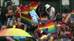 Gay Pride termina em confrontos em Istambul