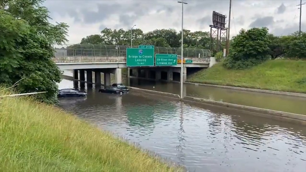 Severe storms turn interstate into a river thro...