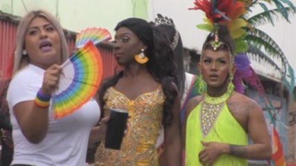 Descargar video: Cientos de panameños marchan contra la discriminación LGTBI en las fuerzas de seguridad