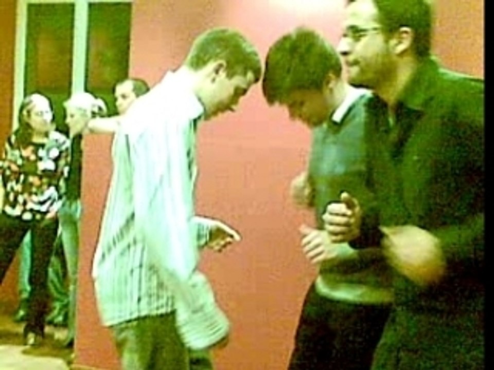 l'estaca danse la salsa