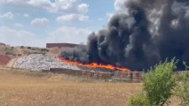 Incendio en una planta de reciclaje de Cuenca