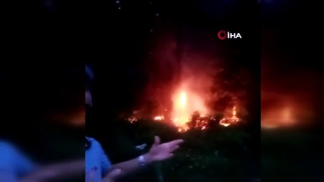Eğlenmek için atılan havai fişek orman yangınına neden oldu