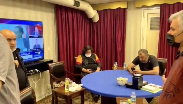 Güvenlik kamerası önlemli kumarhaneye polis baskını