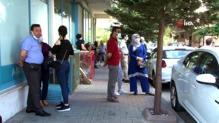 YKS sınavının ikinci oturumu için öğrenciler okula alınmaya başlandı