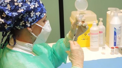 Italia bianca. Ma ancora 2,7 milioni di over 60 senza 1/a dose