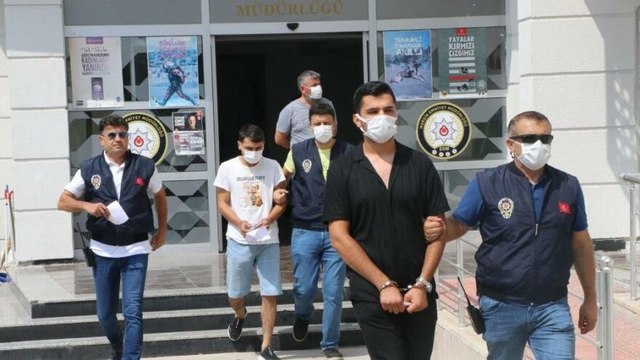 Taksi ile kaçırılmak istendi, polisin şüphesi kurtardı