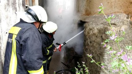 Son dakika haberi | Odunlukta çıkan yangın korkuttu