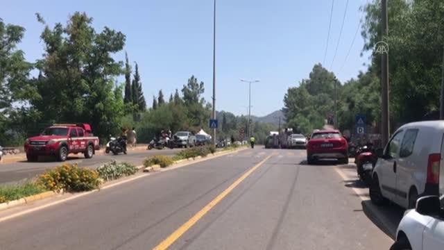 Marmaris'teki orman yangınını söndürme çalışmaları sırasında bir orman işçisi hayatını kaybetti