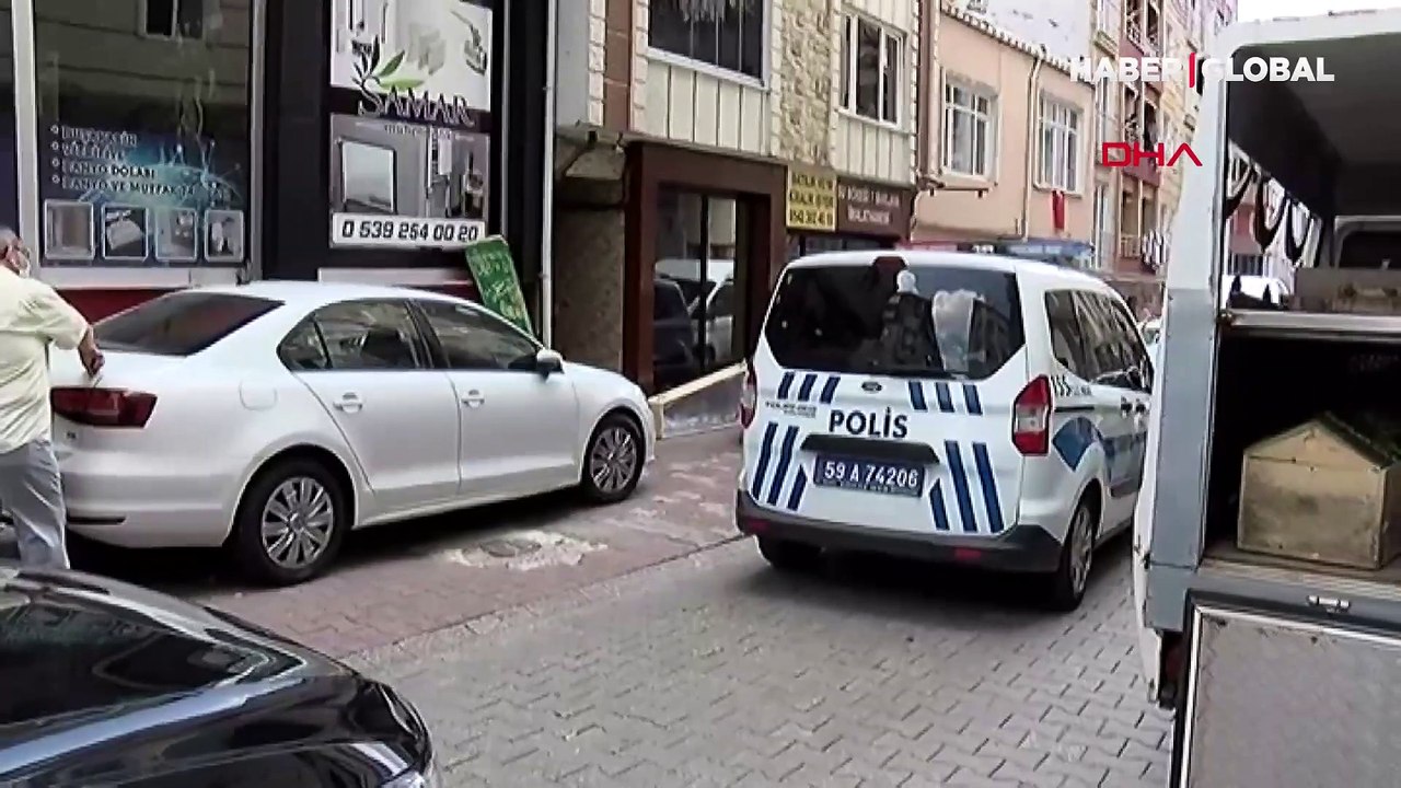 13 yaşındaki kız çocuğu üvey annesini bıçaklayarak öldürdü