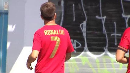 Sevilla se llena de aficionados portugueses