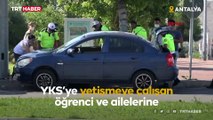 Aracının lastiği patladı, oğlunu sınava polisler yetiştirdi