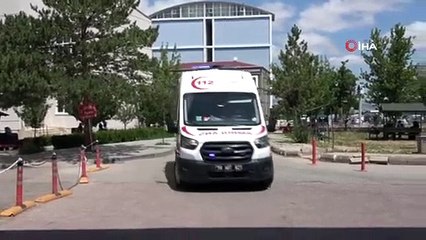 Köstebek tuzağı din görevlisini yaraladı
