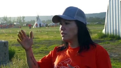 Indígenas revoltados com descobertas de sepulturas de crianças