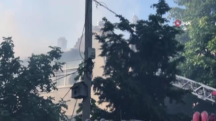 Beykoz'da korkutan ev yangını: 2 kişi dumandan etkilendi