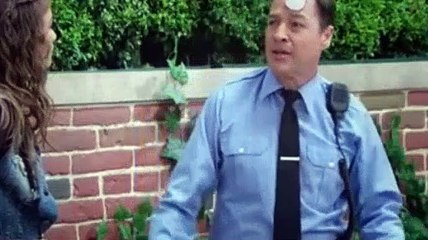 K.C. Undercover S03E18 - Twin It to Win It