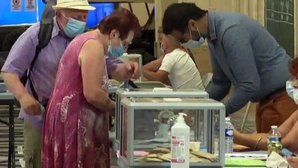 Abstenção volta a dominar regionais francesas