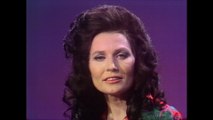Loretta Lynn - God Bless America Again (Live On The Ed Sullivan Show, May 30, 1971)