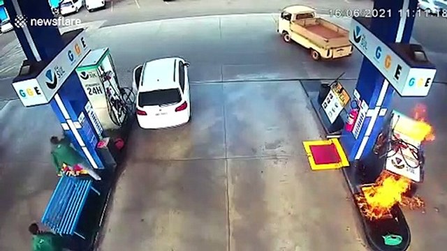 Xe ô tô vô ý làm cây xăng bốc cháy, phản ứng của nhân viên được khen