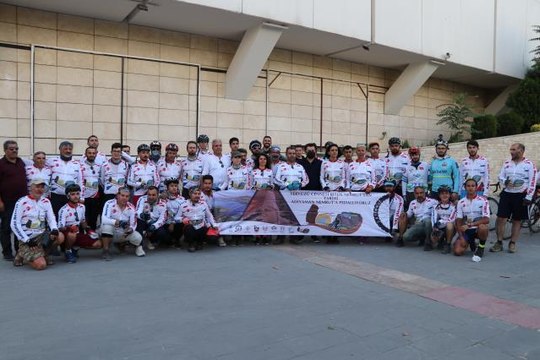 Bitlis Nemrut'tan, Adıyaman Nemrut'a Pedallıyoruz ekibi Batman'a ulaştı