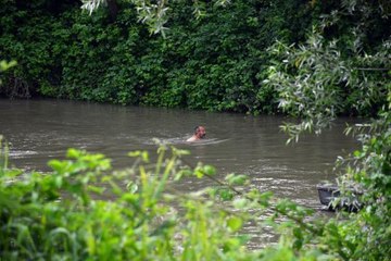 NEHİRDE AKINTIYA KAPILAN EMİRHAN ARANIYOR