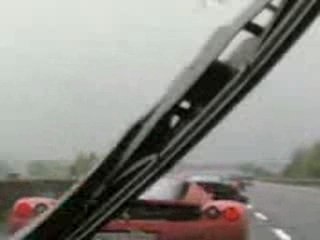 Alfa supera 2 ferrari + maserati in autostrada