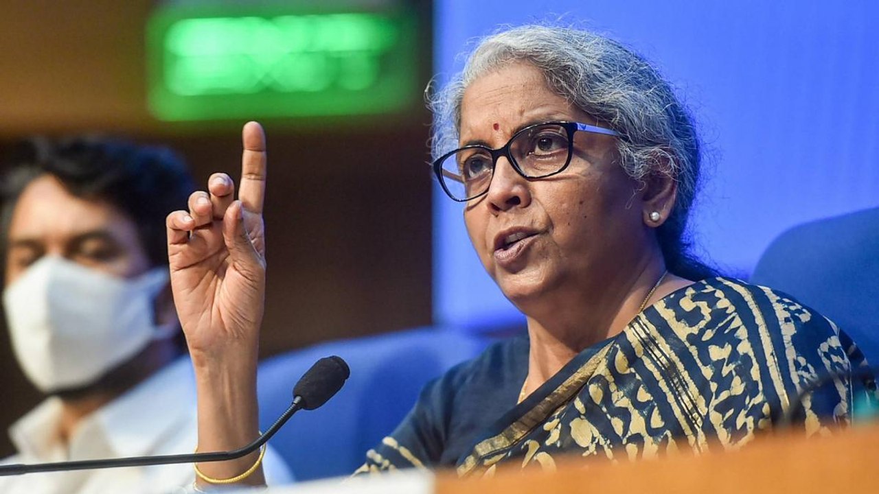 Finance Minister announces 1.1 Lakh Cr relief p...